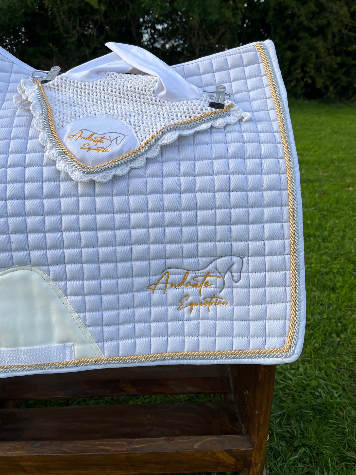 White Competition Dressage Saddle Pad & Bonnet Set