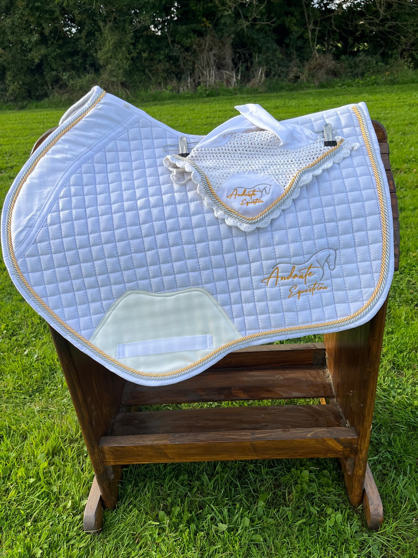 White Cotton Competition Jump Pad